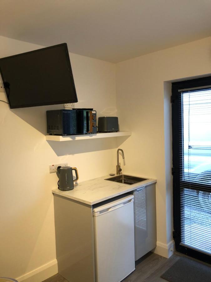 Skellig Port Accommodation - 1 Studio Bed Apartment Portmagee Exteriör bild