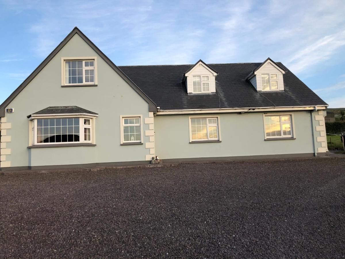 Skellig Port Accommodation - 1 Studio Bed Apartment Portmagee Exteriör bild